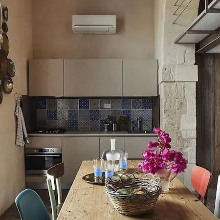 Casa Arco * Módica